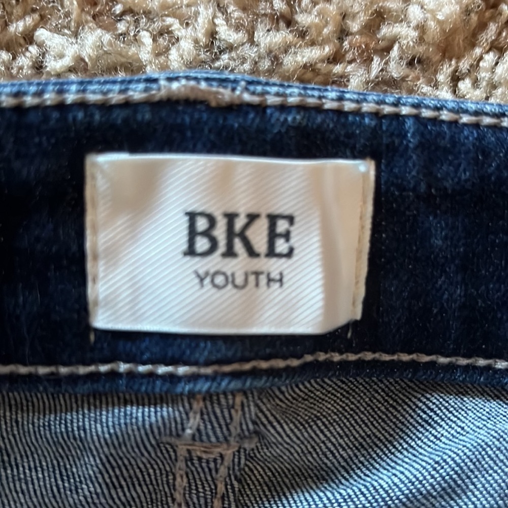 Only worn once - Picture 3 of 3